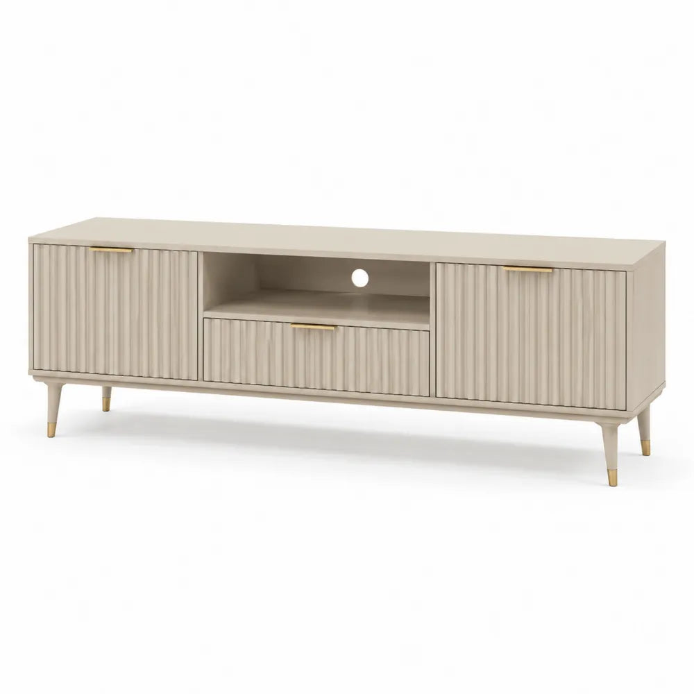 Meuble TV 180x40x50 cm MDF mélaminé beige façade rainurée portes et niche centrale rangement pieds bois avec embouts dorés